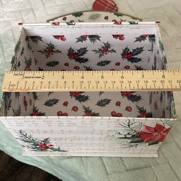 Folding gift box - Picture 3 of 8